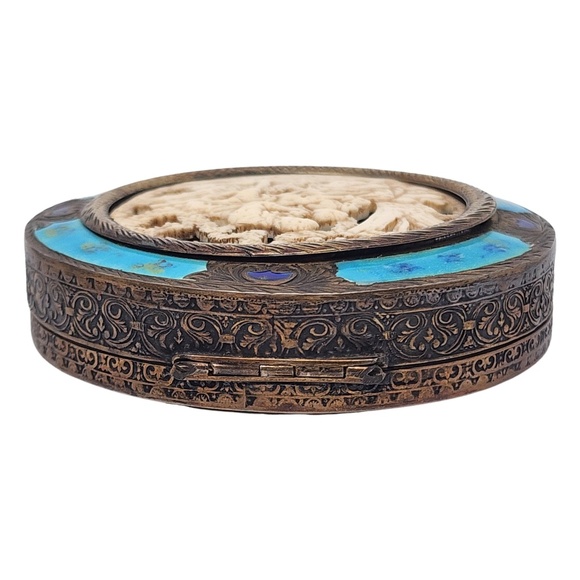 800 Silver Gold Vermeil Italian Carved Shell Mirror Comapct #18463 - Picture 4 of 10